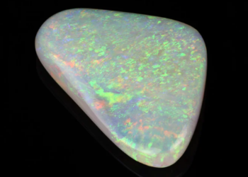 Discover the Allure of Black Opals - Rare Gemstones for Connoisseurs